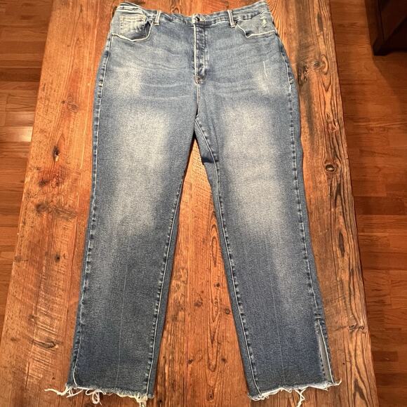 Good American Jeans Good Boy Raw Hem Distressed Womens' Size 20 38x30 High Rise - Picture 1 of 12